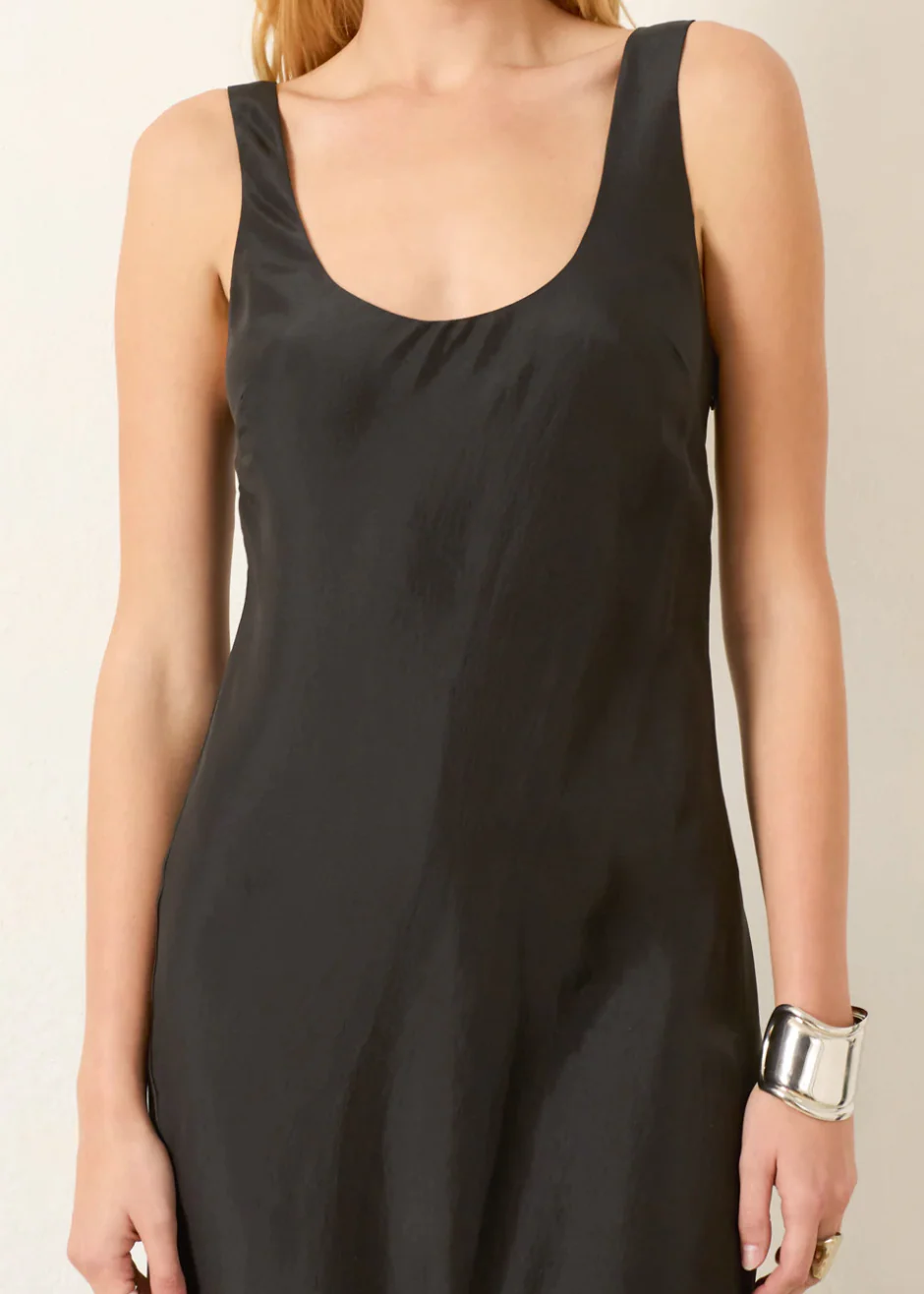 Adele Noir Silk Dress - Image 4