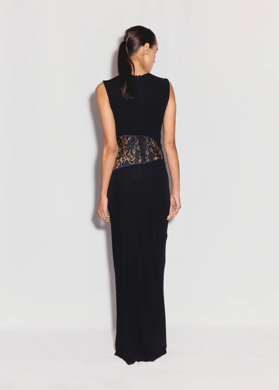 Anna Sleeveless Gown - Image 3