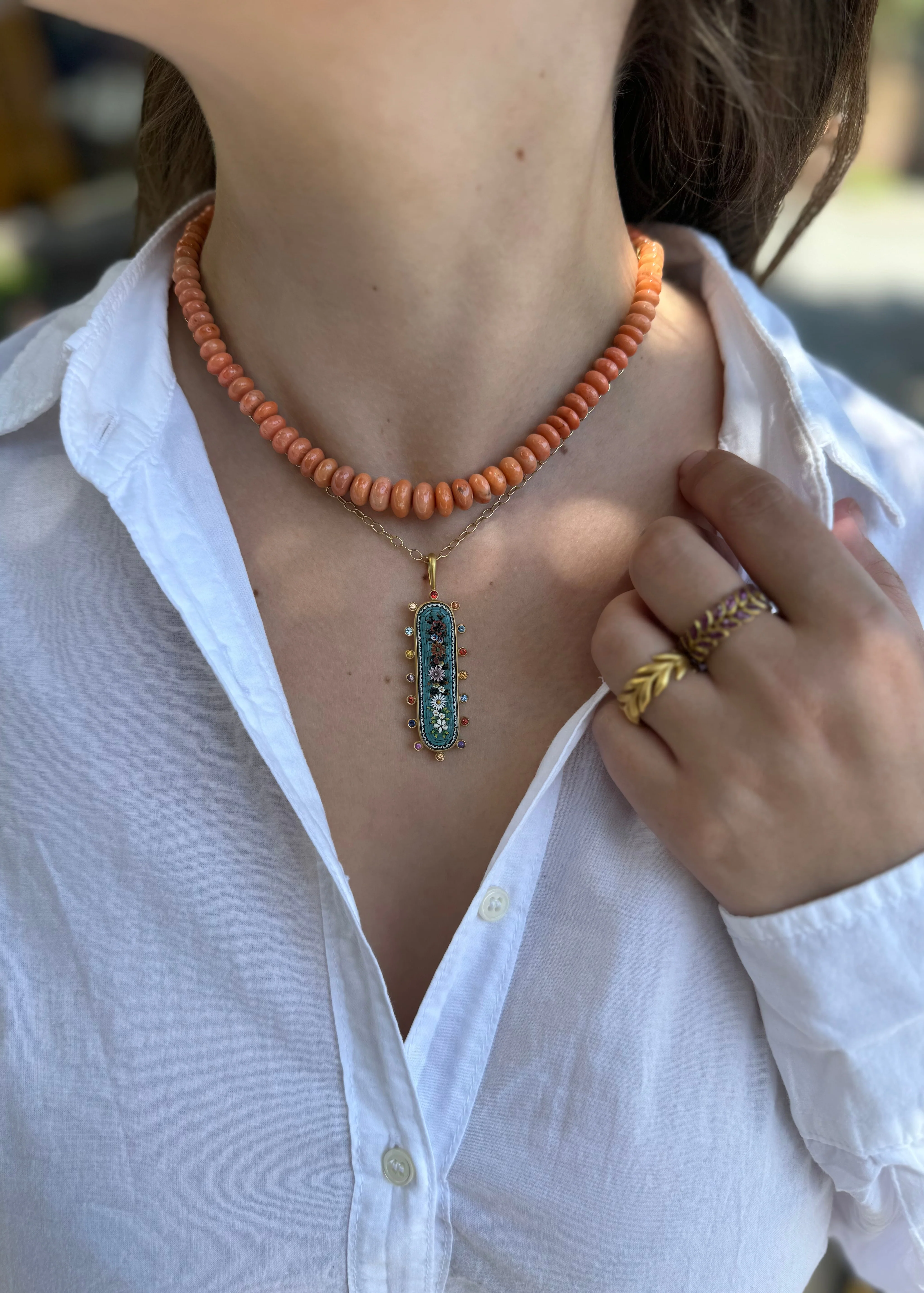 Graduated Coral Beaded Necklace - Image 3