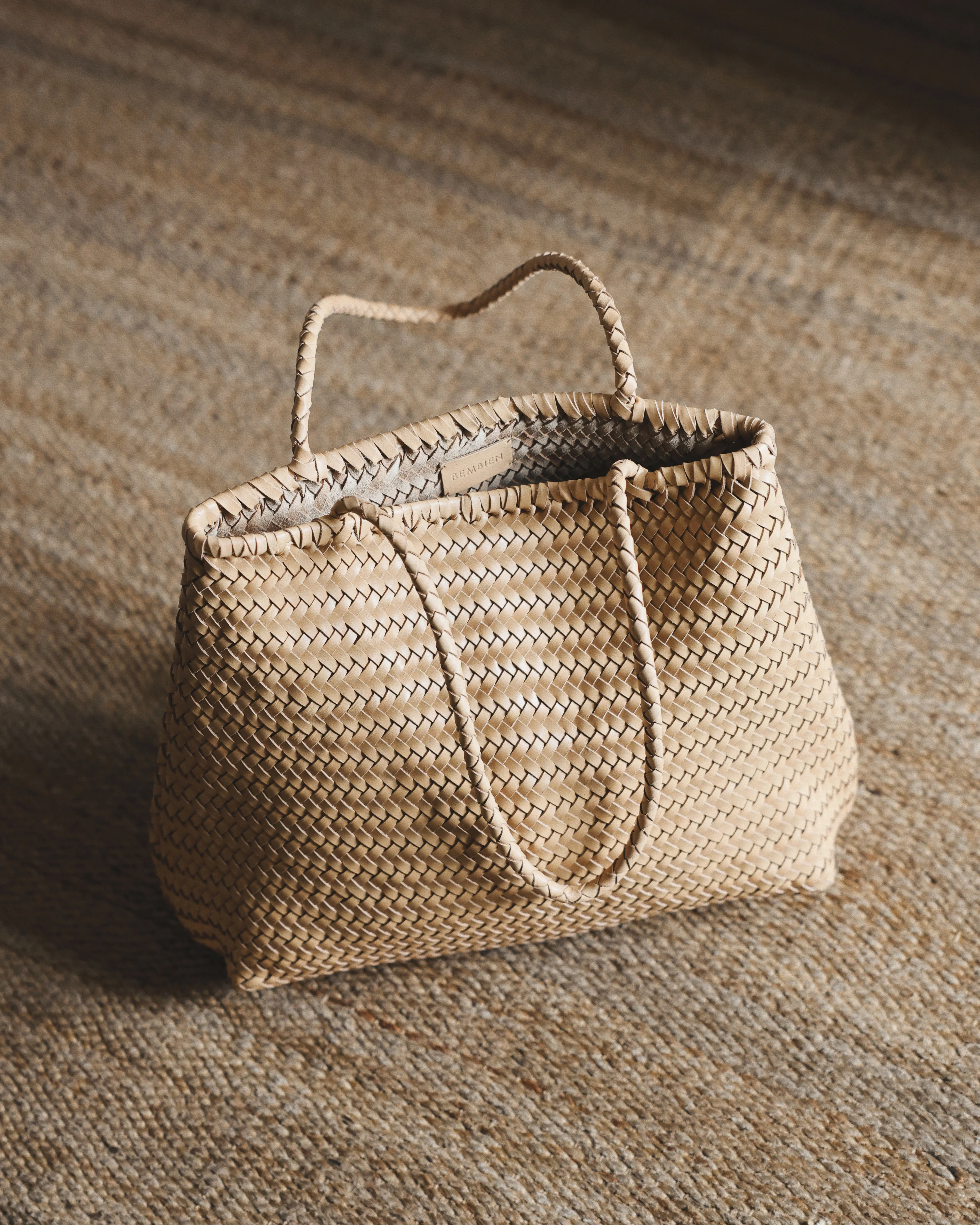Cala Tote in Caramel - Image 2
