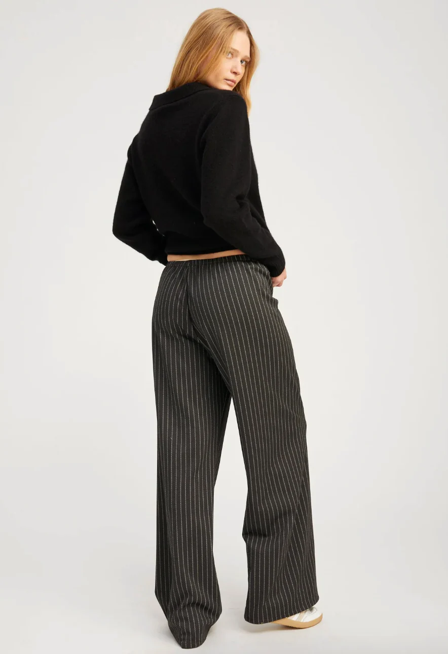 Cashmere Polo Sweater in Black - Image 3