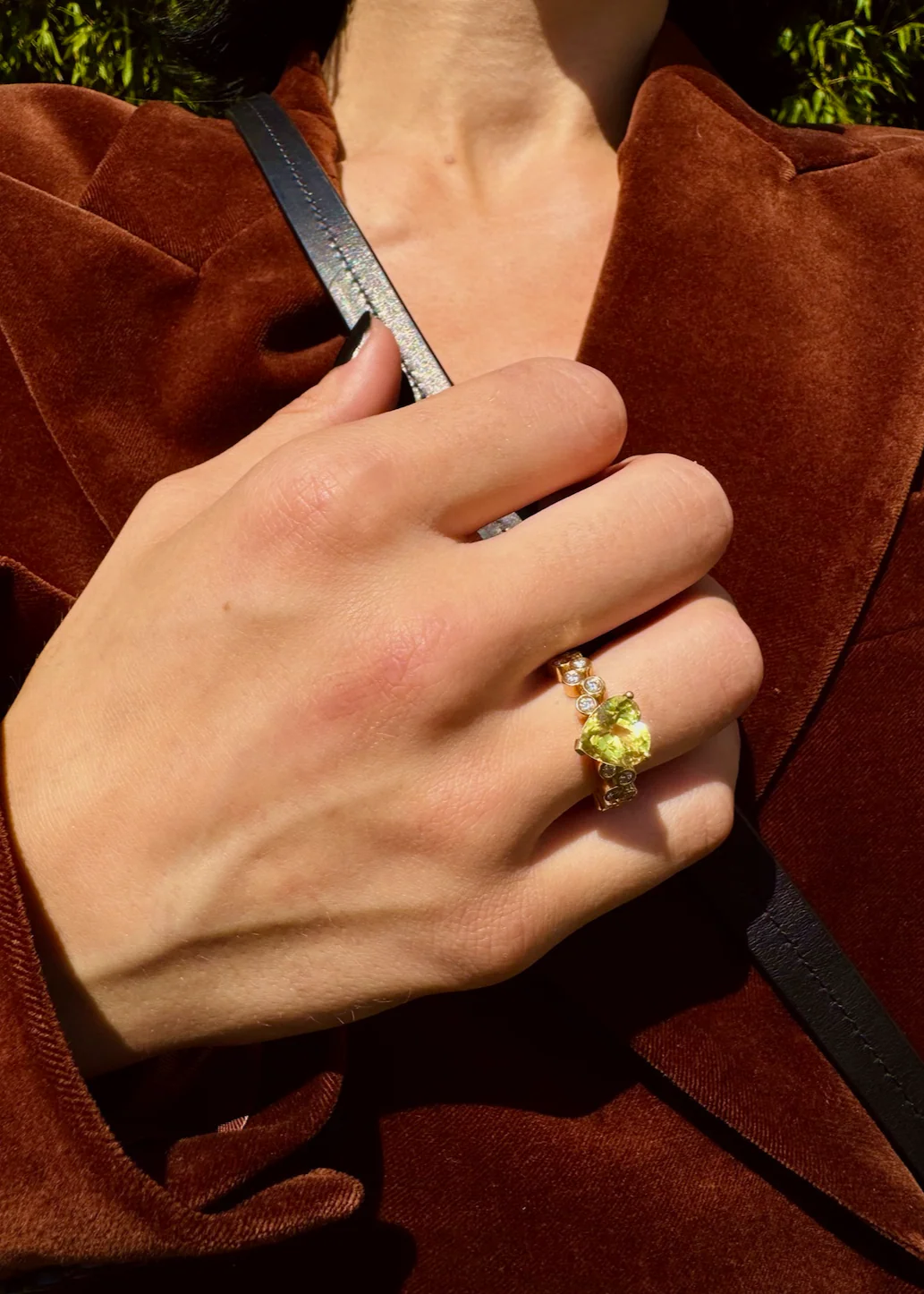 Couer Ring with Chrysoberyl - Image 2