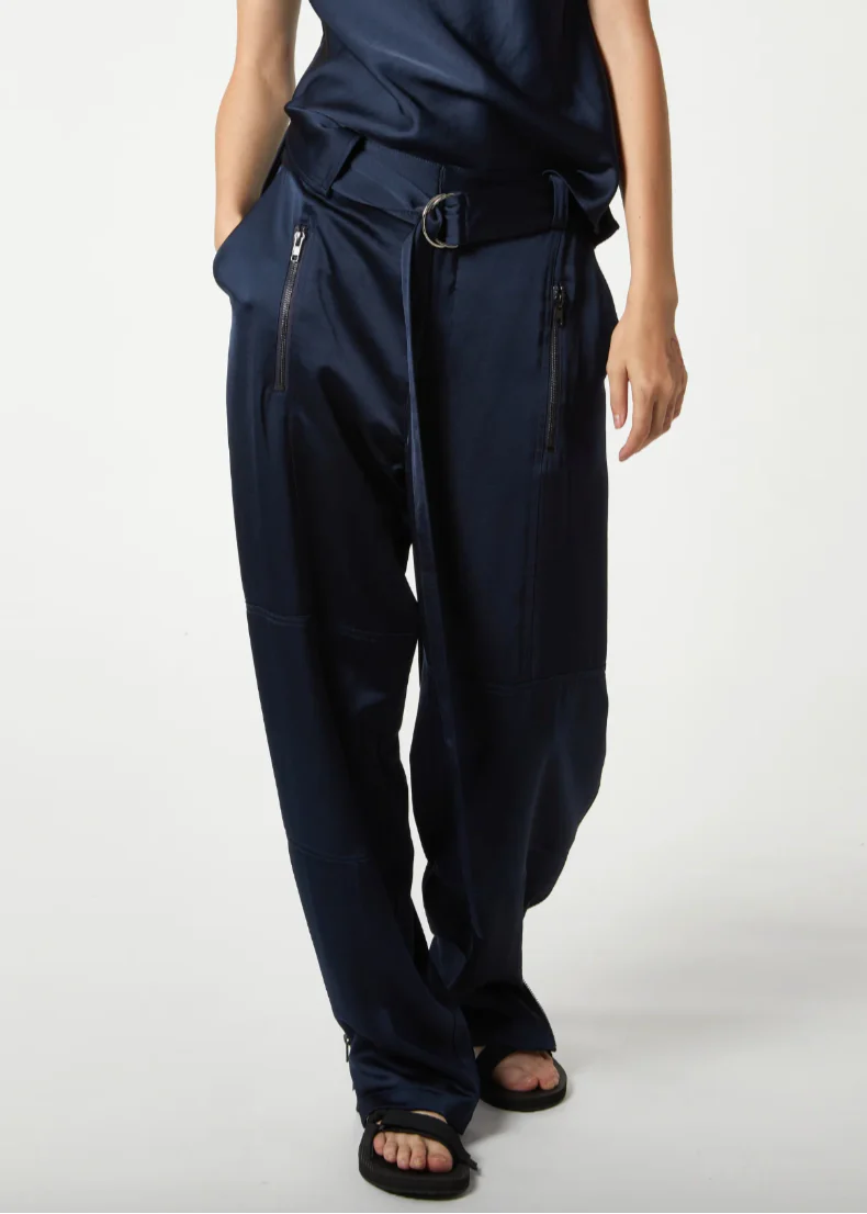 Courtney Charmeuse Pant in Navy