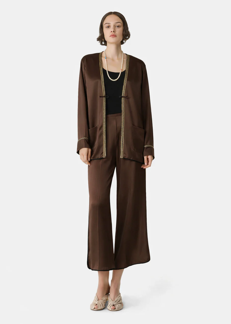 Cropped Trousers in Chocolate Envers Satin - Image 4