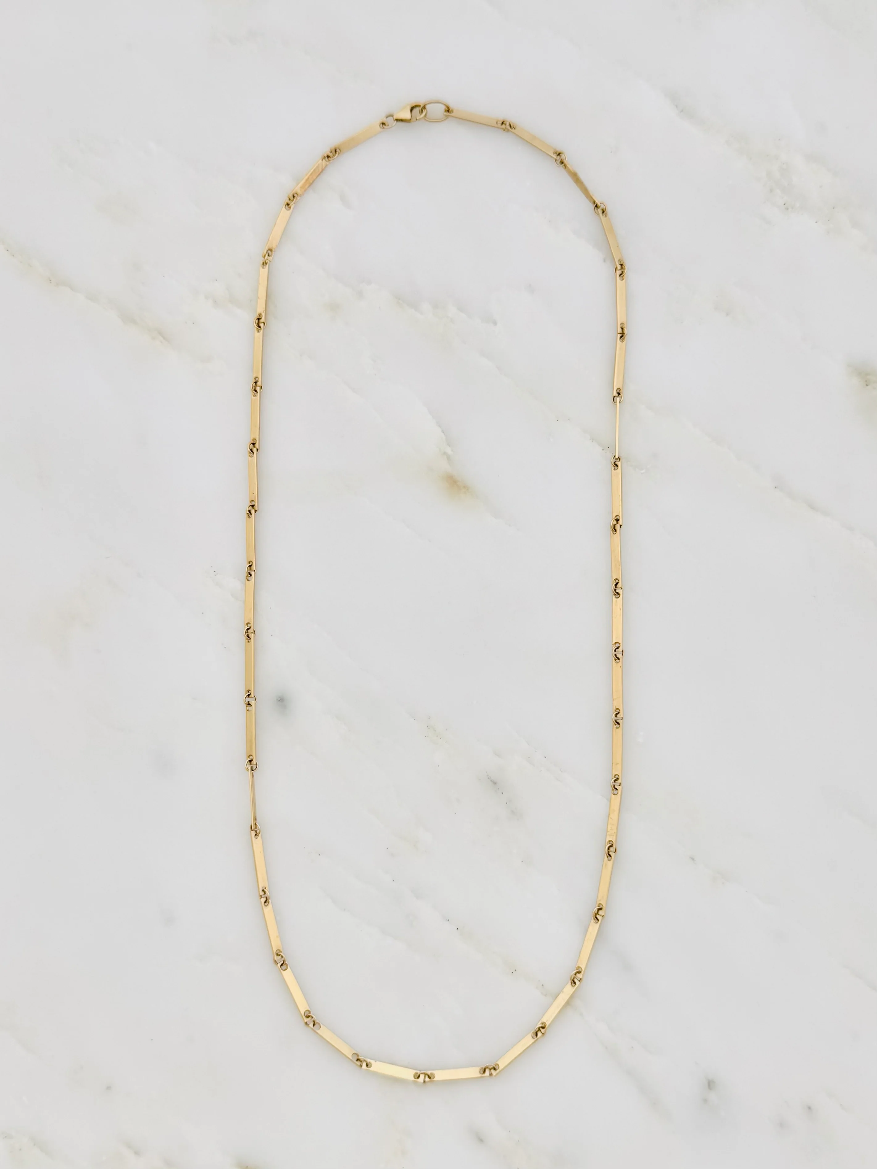 Doey Flat Link Bar Chain