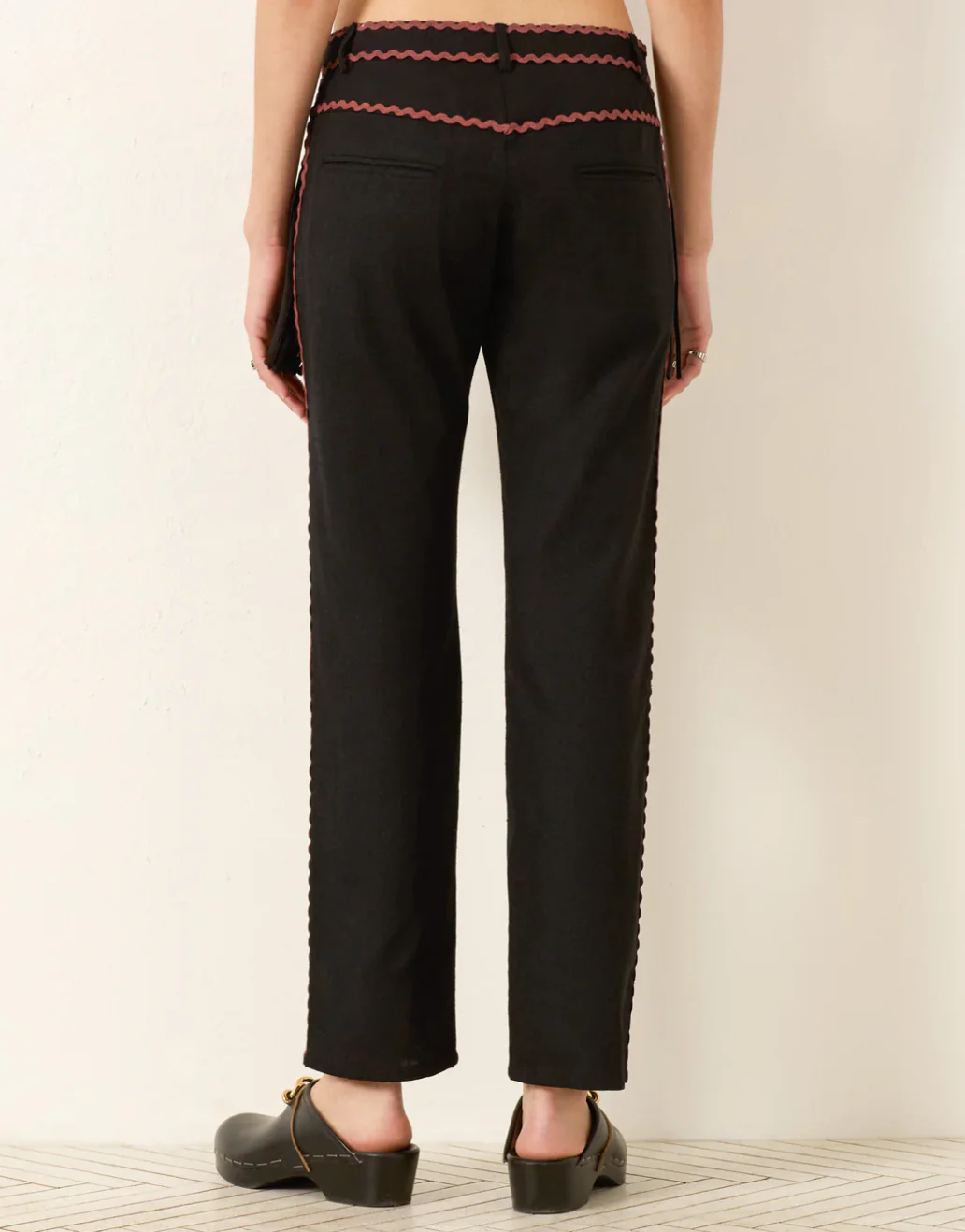 Ezra Noir Rein Pants - Image 3