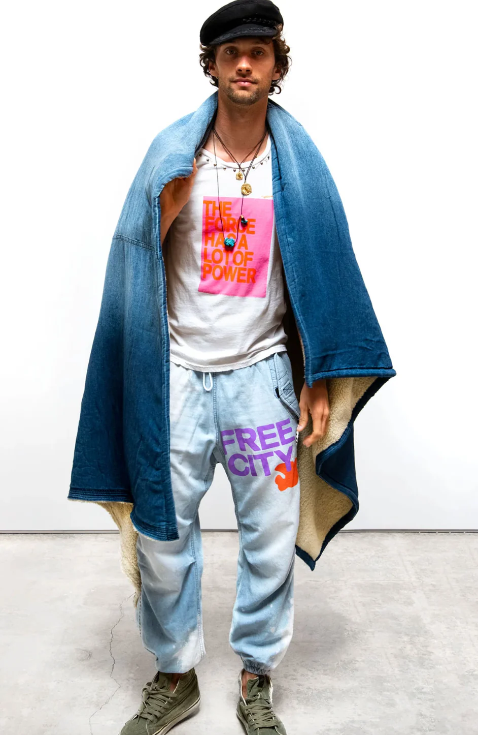 Freecity x Commune Indigo Sherpa Blanket - Image 3