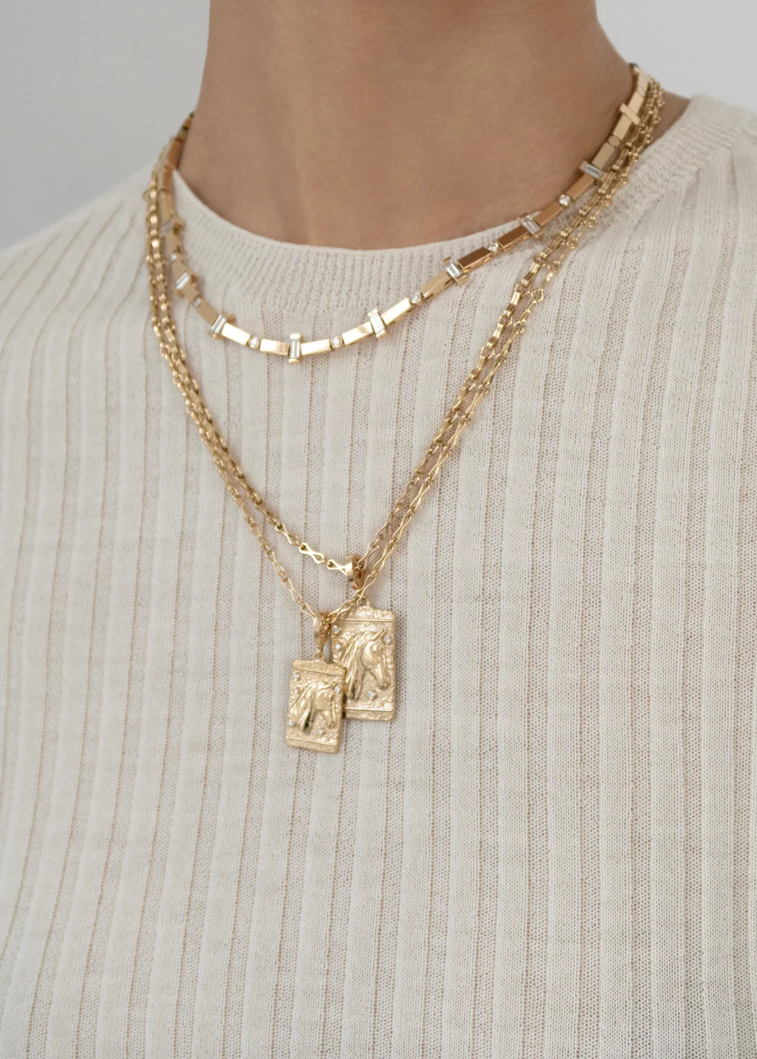 Horse Medium Relic Coin - Image 2
