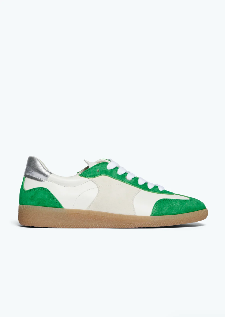 Jackie Sneakers