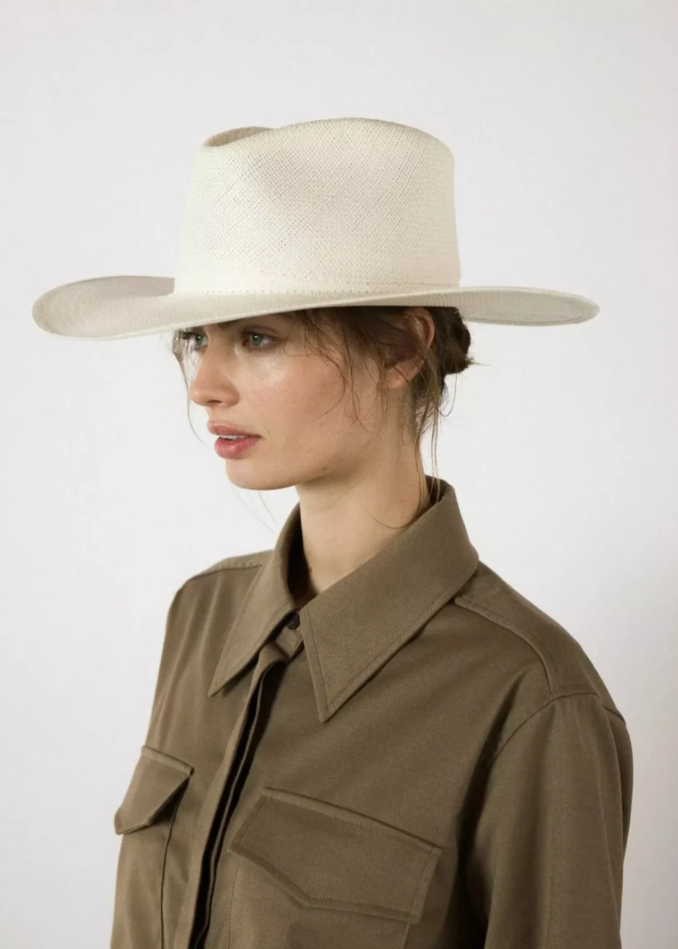 The Clifford Hat in Bleach - Image 3
