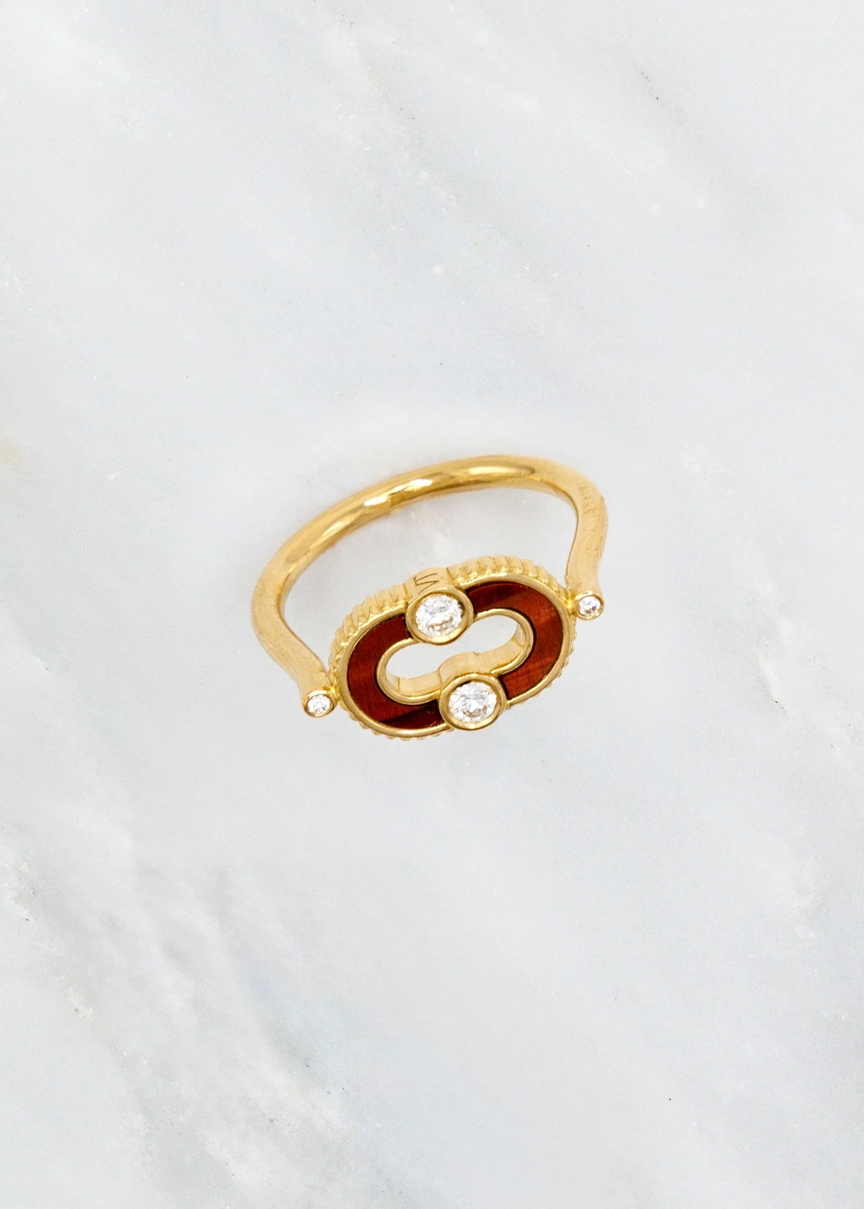 Magnetic Ring with Bulls Eye