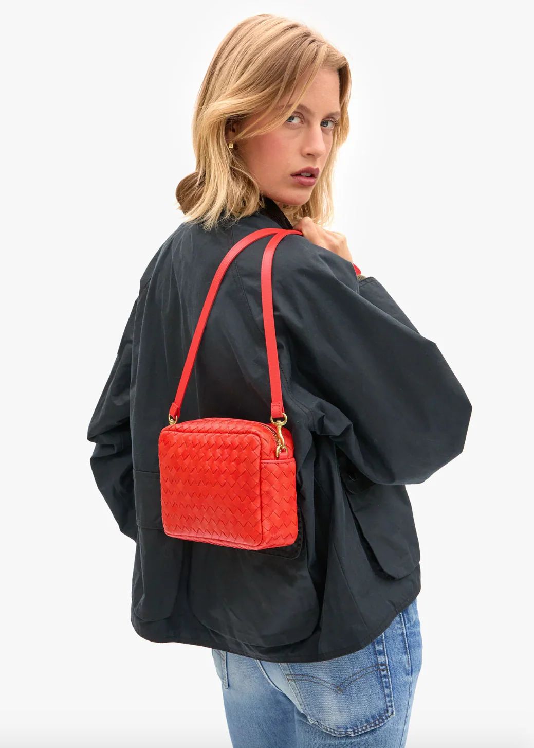 Midi Sac in Bright Poppy Diagonal Woven - Image 3