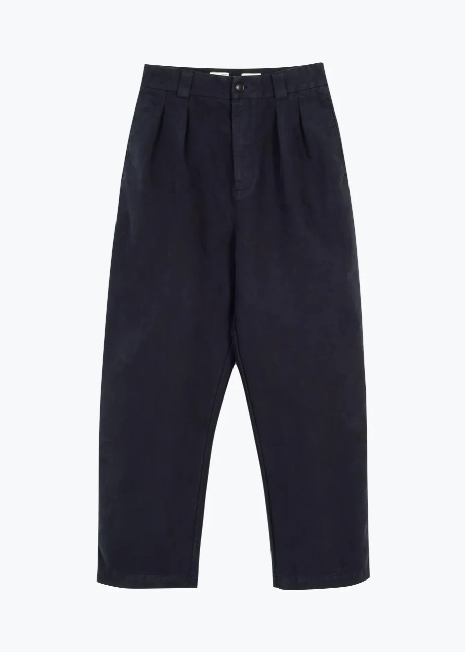 Officer Pleated Chino
