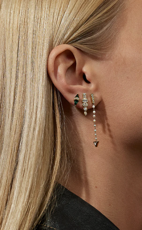 Pietra Studs with Onyx - Image 2