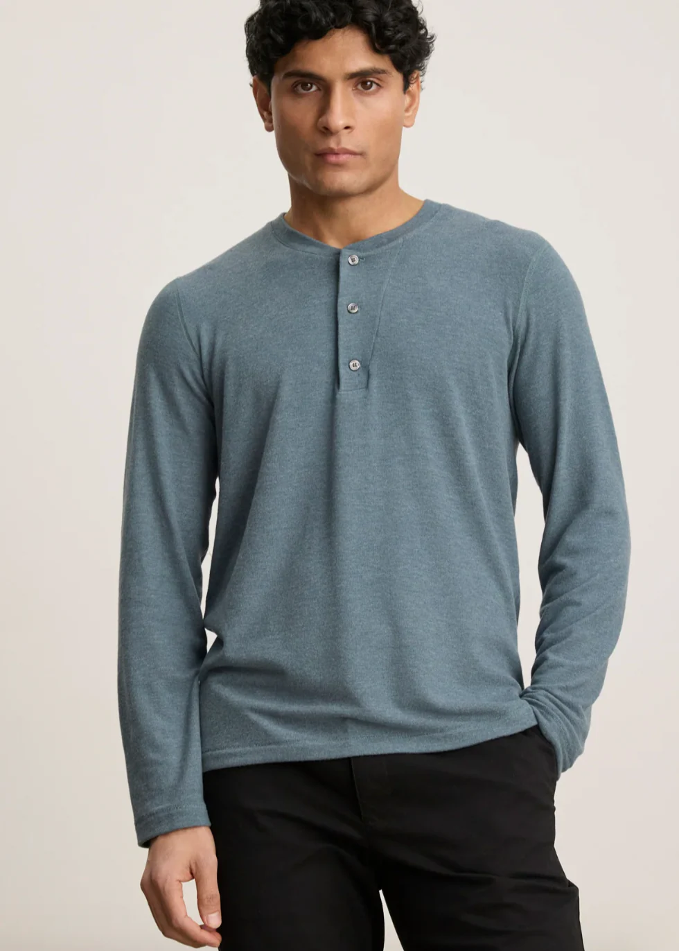 Ryland Long Sleeve Henley in Anthracite