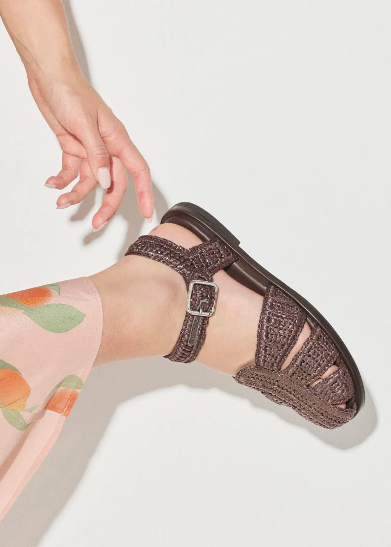 Sera Raffia Fisherman Sandals in Chocolate - Image 3