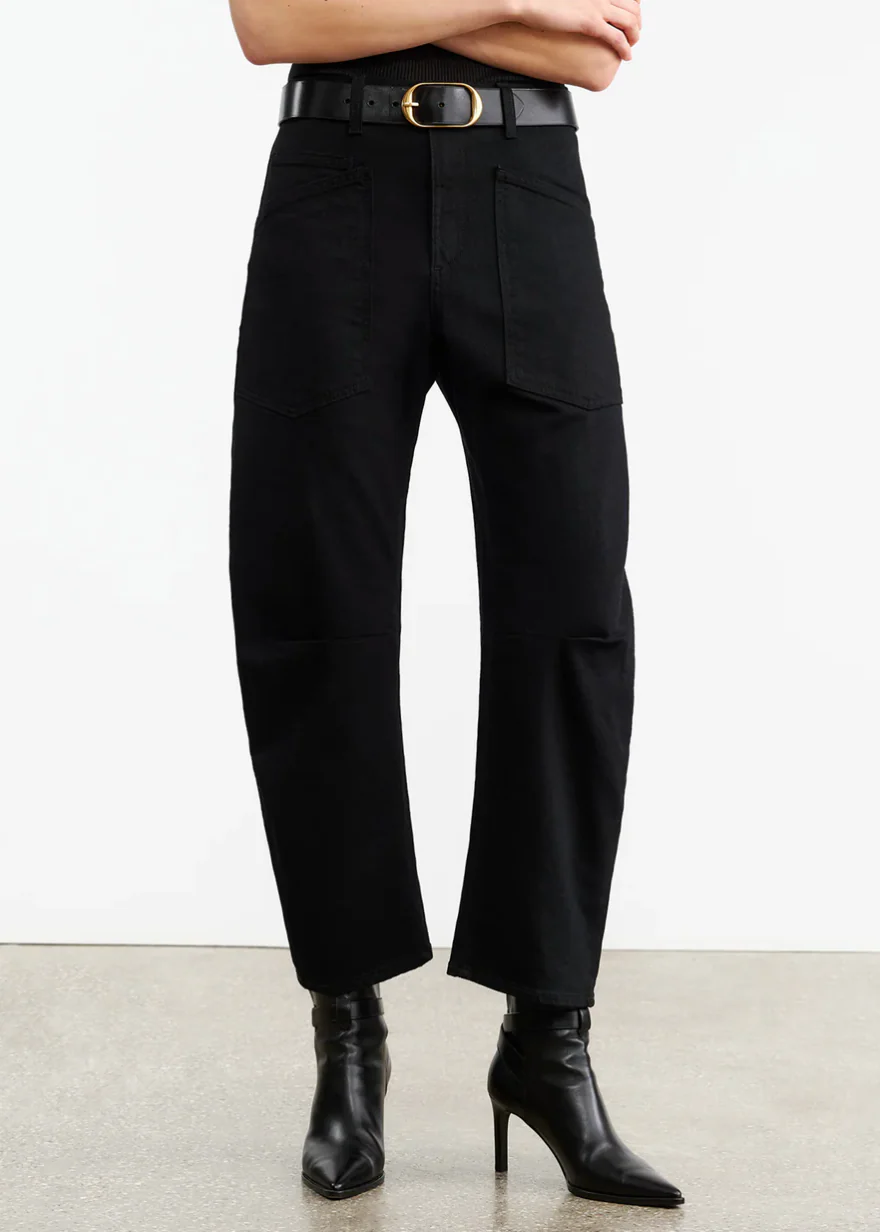 Shon Jean in Black - Image 2