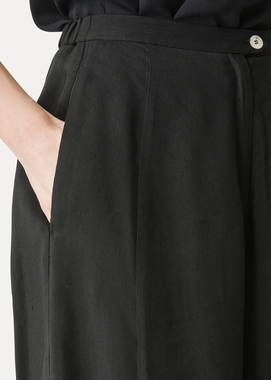 Linen and Viscose Flared Trousers - Image 4
