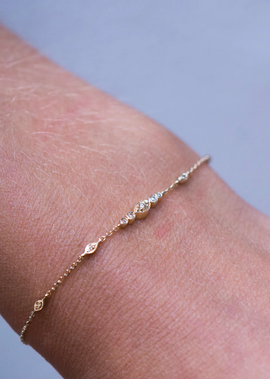Small Eye Diamonds Bracelet - Image 2