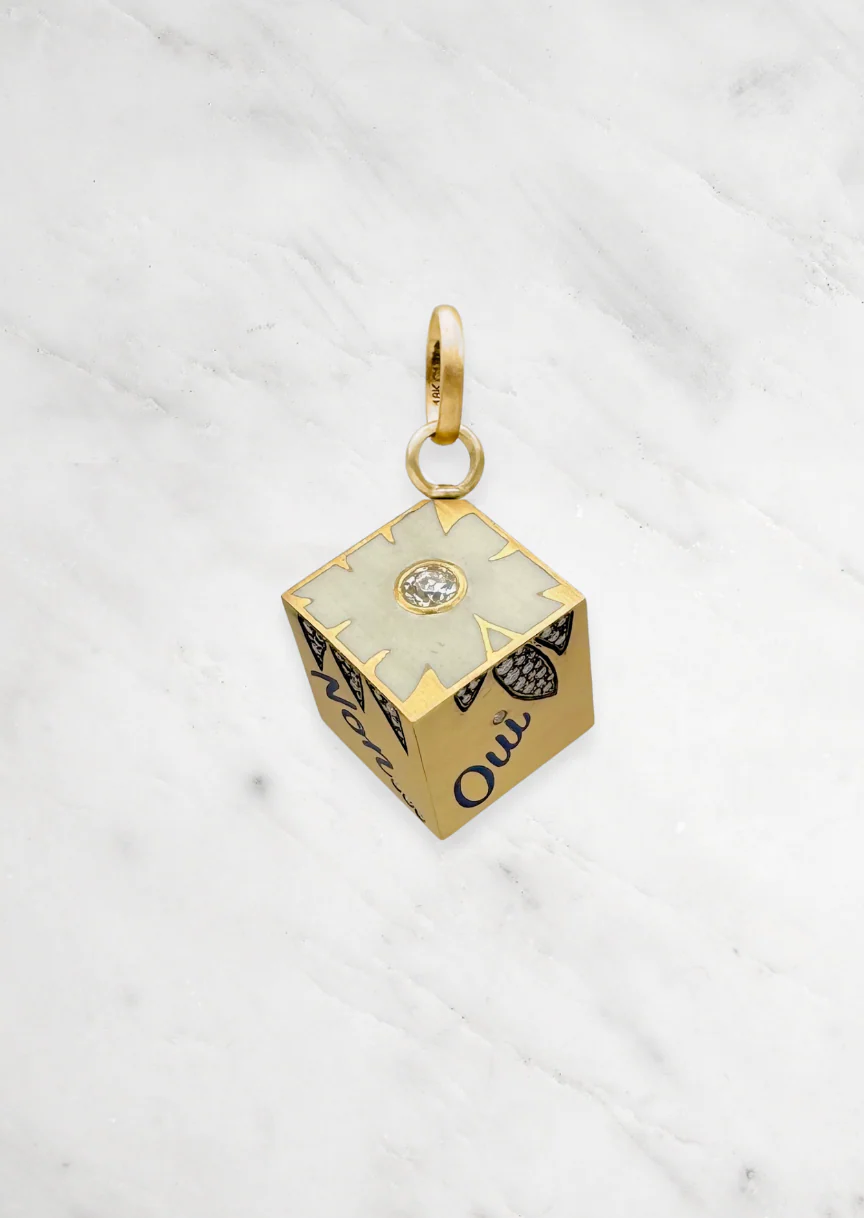 Spinnin' the Dice Talisman XL Pendant - Image 3