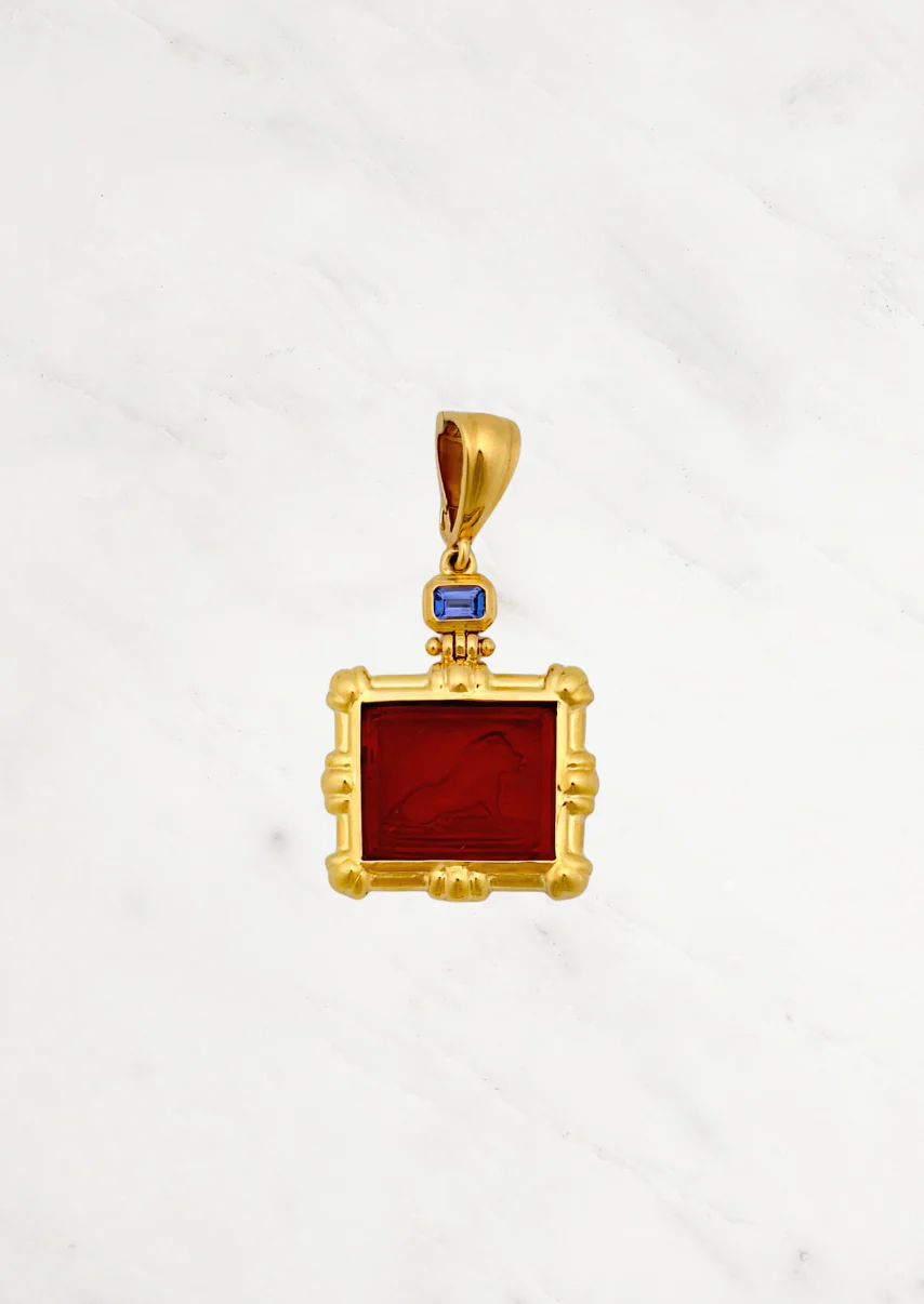 Tembo Lion Venetian Glass Pendant