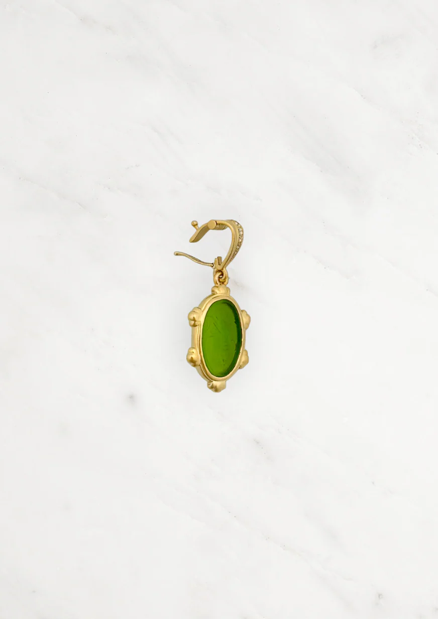 Tembo Queen Bee Venetian Glass Pendant - Image 3