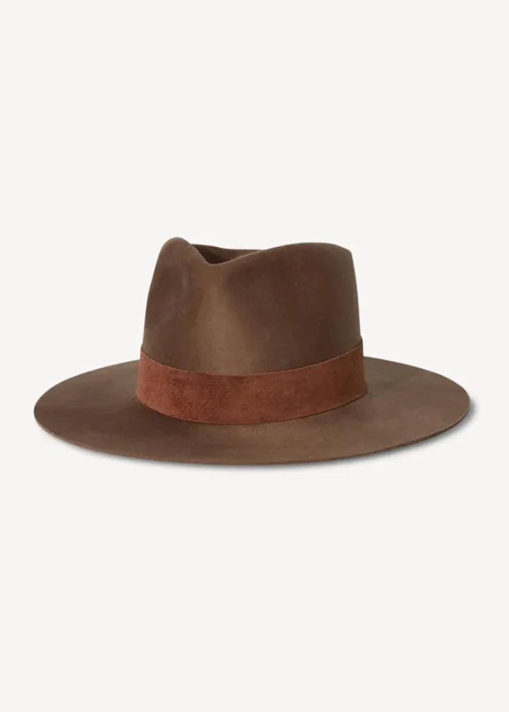 The Alara Hat in Chestnut