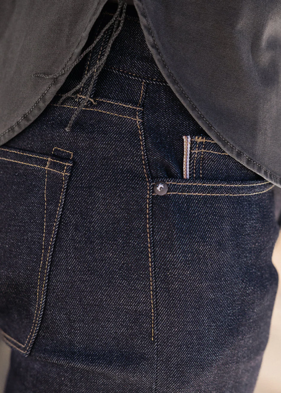 The Brace Stretch Oxford in Charcoal - Image 2