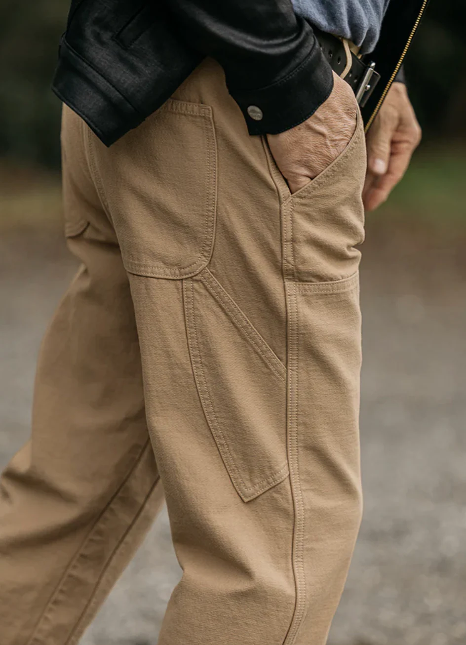 The Double Knee Pants Classic Straight in Sawdust - Image 2