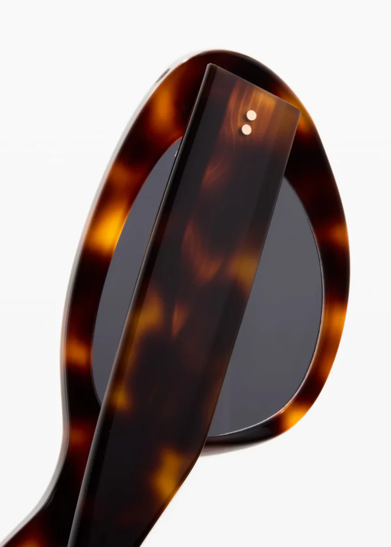 The Giulia in Tortoise - Image 5