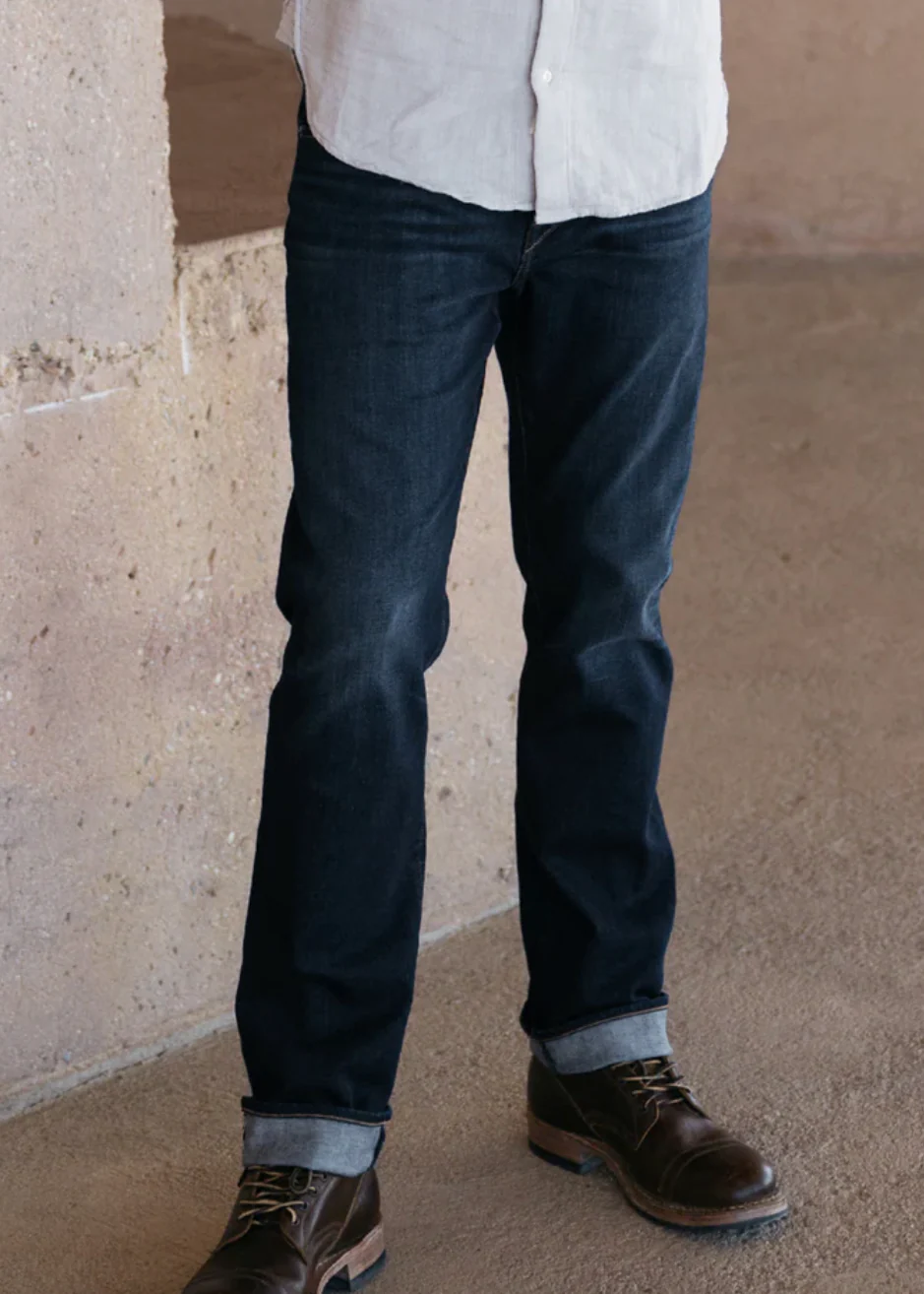 The Hammer Straight 10.5oz Stretch Selvedge Jeans in Dizzy Wash