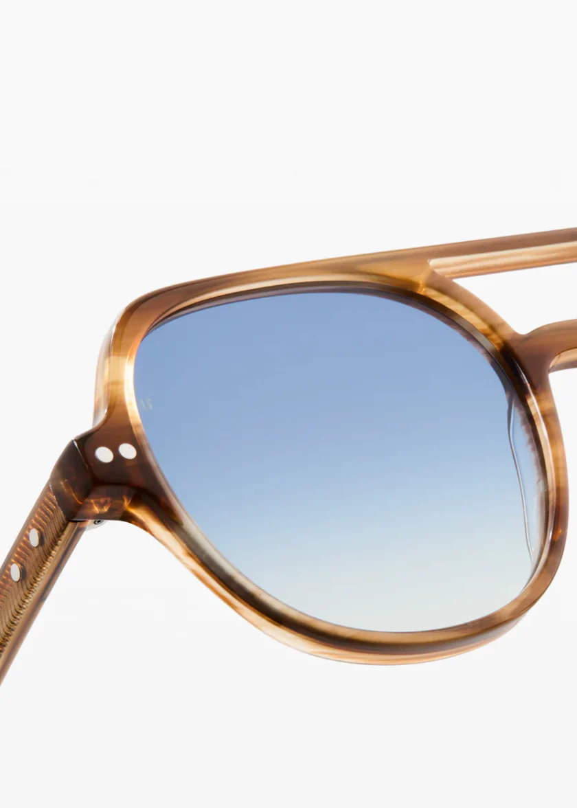 The Lars in Light Brown - Image 2
