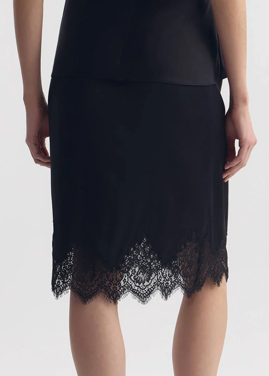 Thea Lace Skirt - Image 3