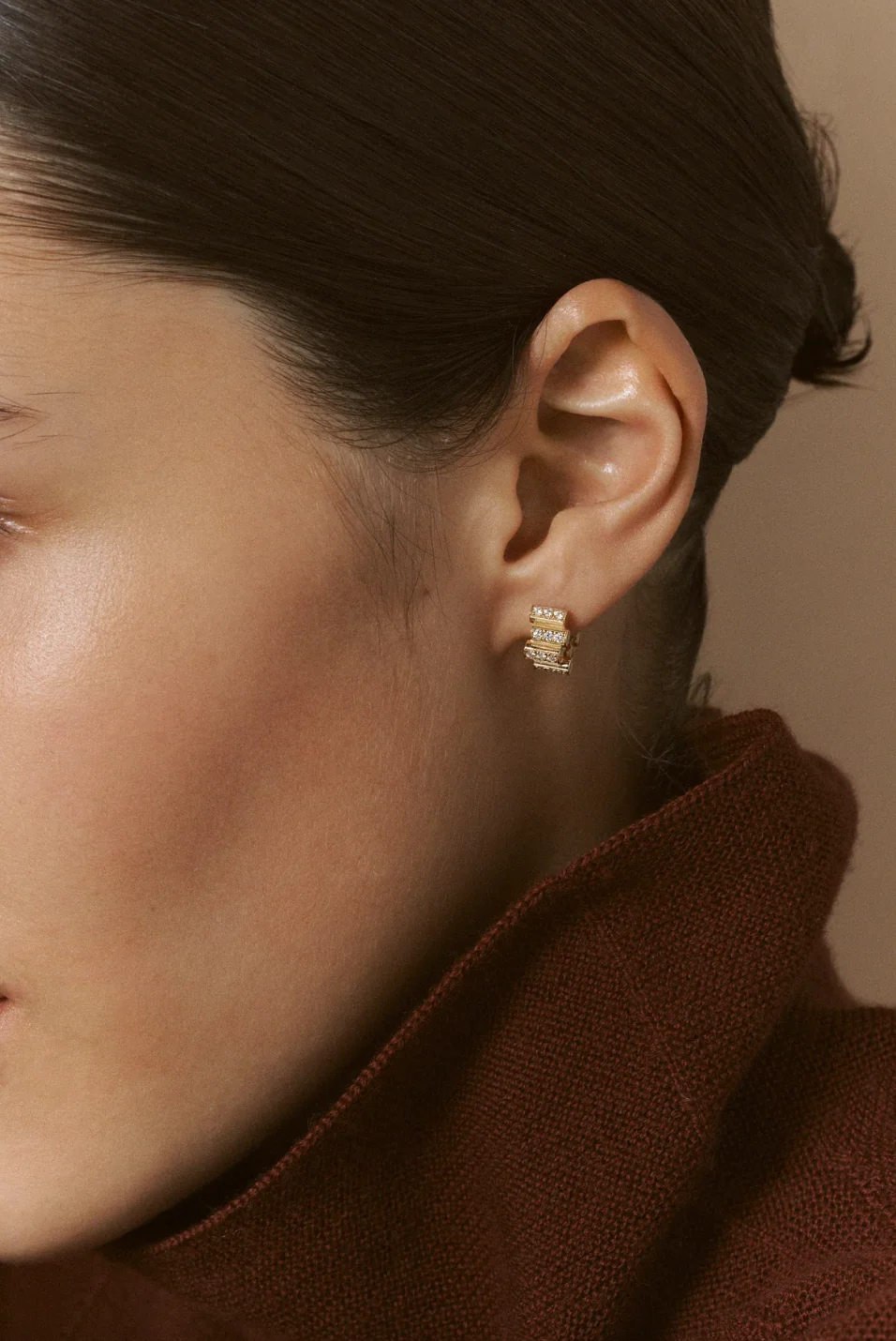 Edge Mini Pavé Hoops - Image 2