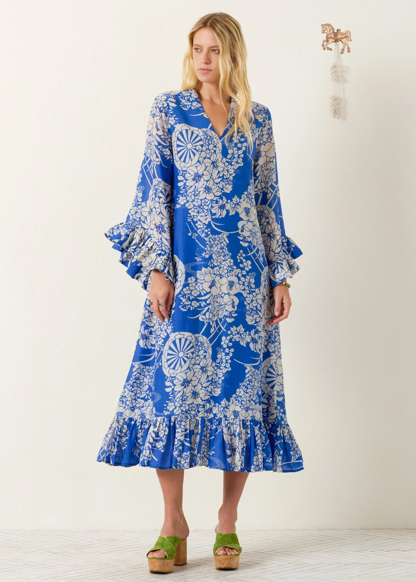 Zelda Royal Spoke Dress